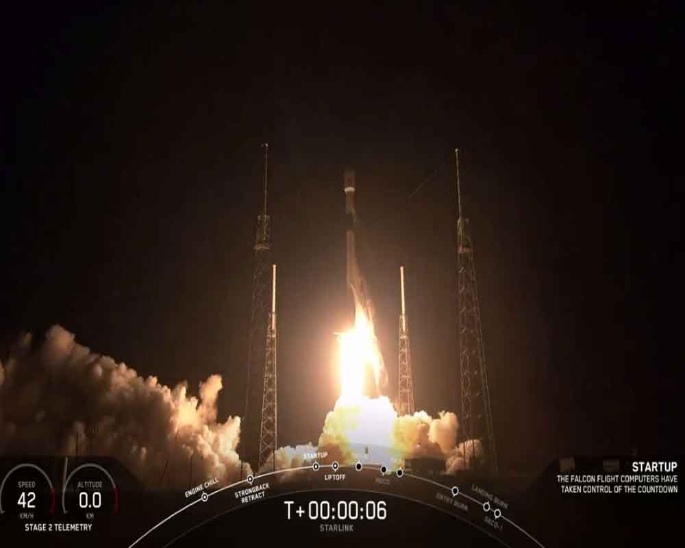 SpaceX launches 60 Starlink satellites