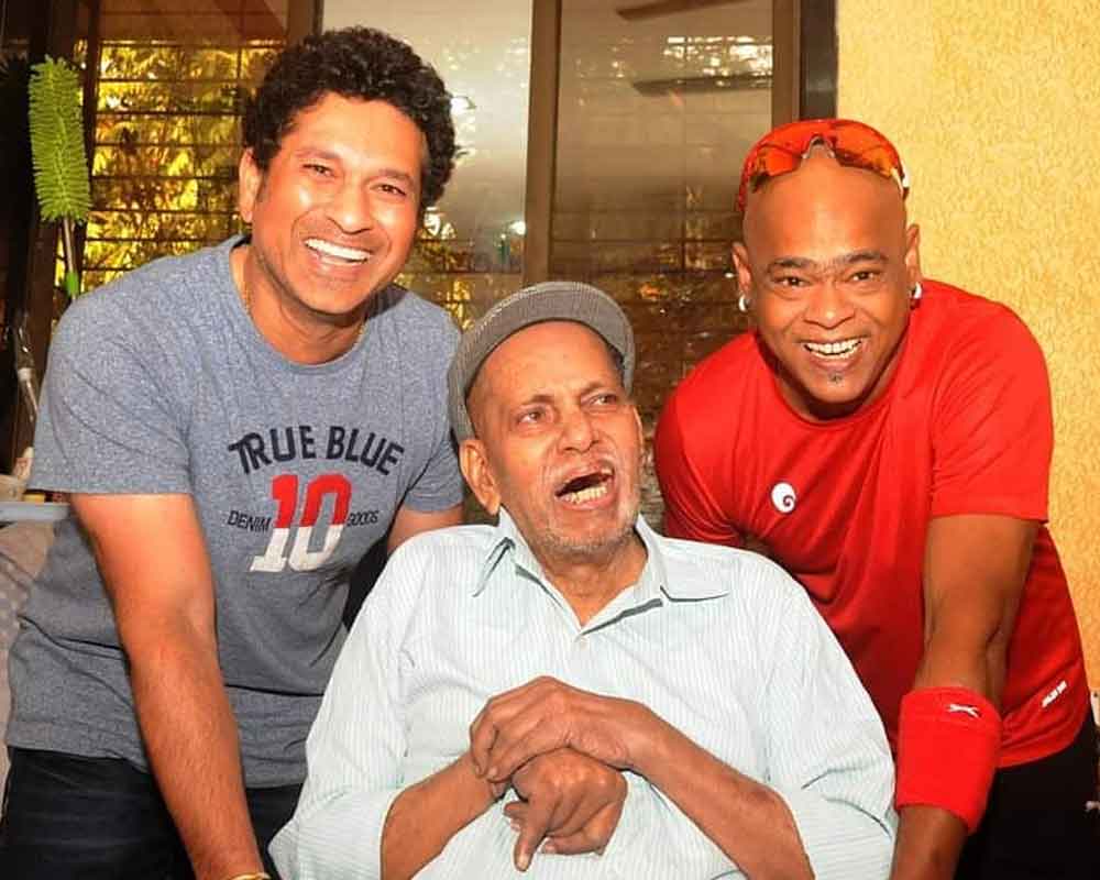 Image result for sachin tendulkar with achrekar sir