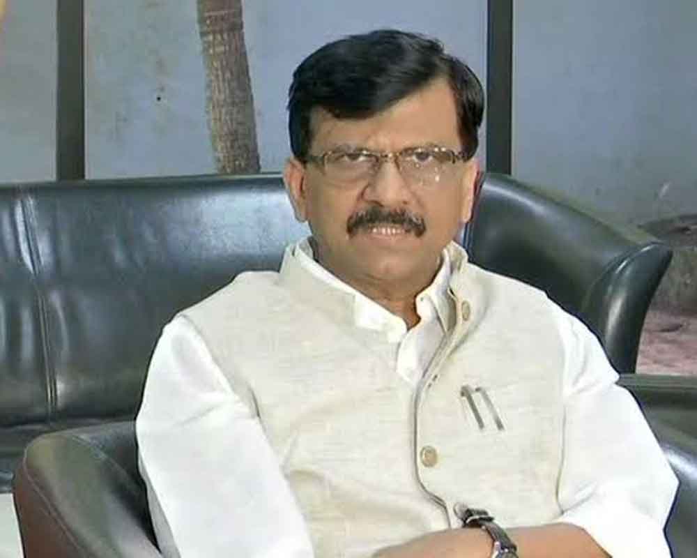 Uddhav, BJP leaders visit ailing Sena MP Raut