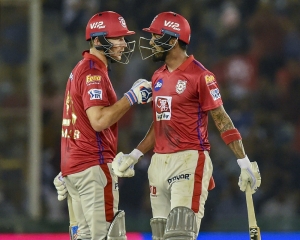 KXIP post 166/9 against Delhi Capitals