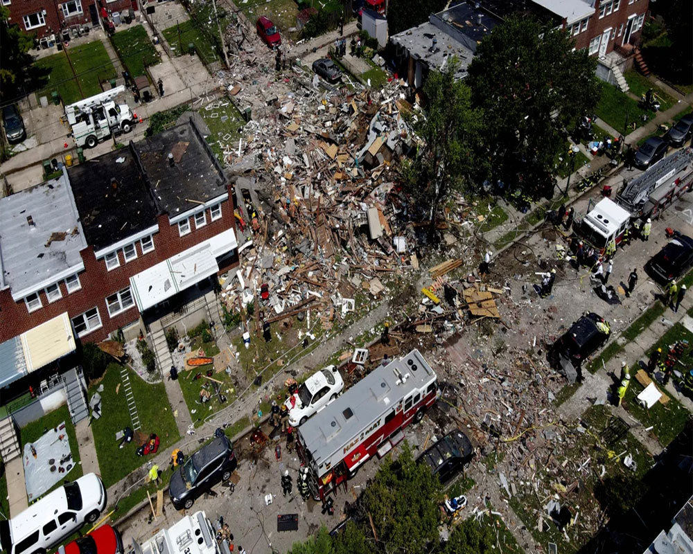 1 dead, 4 rescued after gas explosion levels Baltimore homes