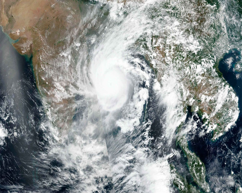 10 killed as cyclone Amphan batters Bangladesh