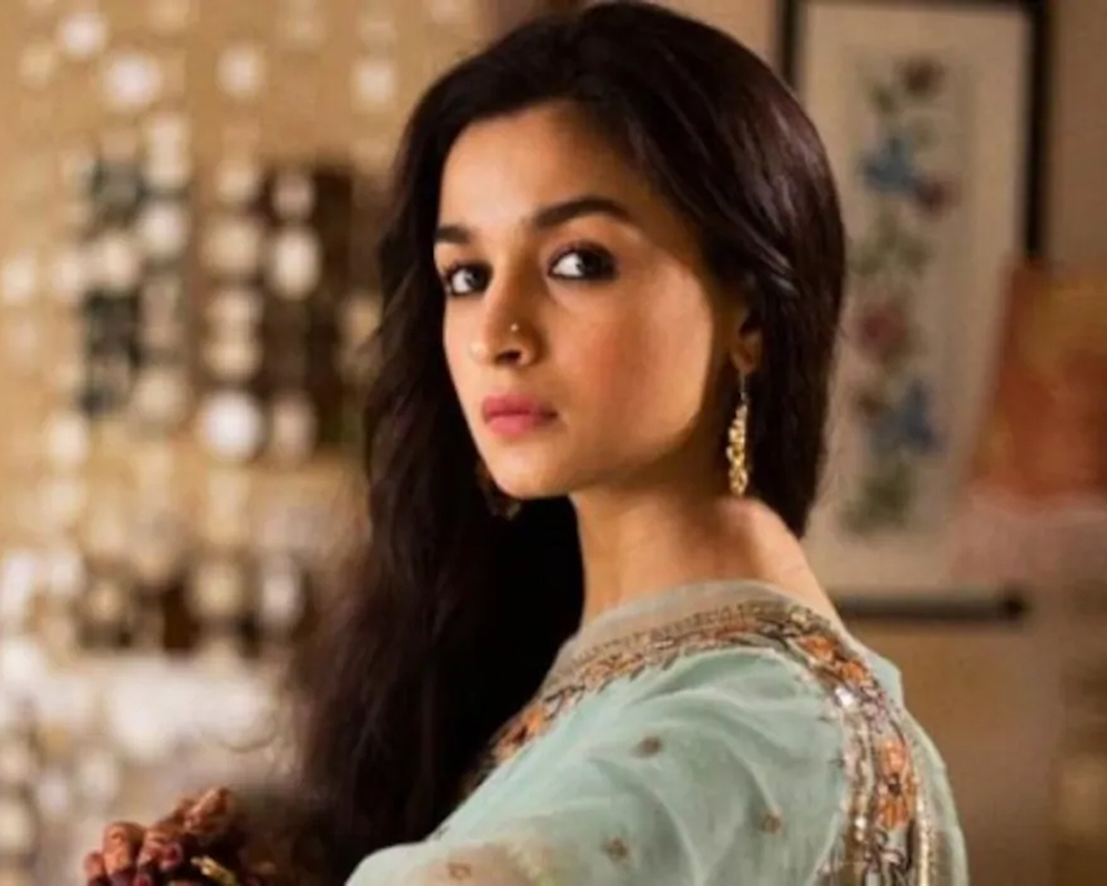 Alia Bhatt joins 'RRR' cast in Hyderabad