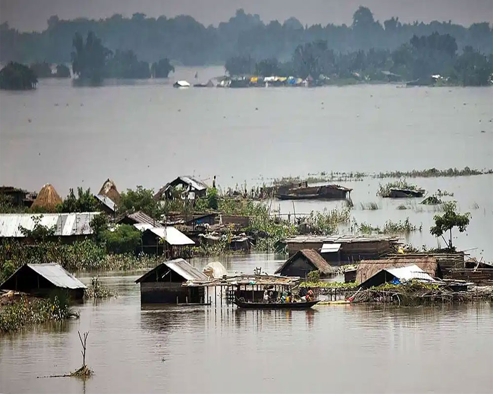 Assam flood situation improves, 16.55L still in distress