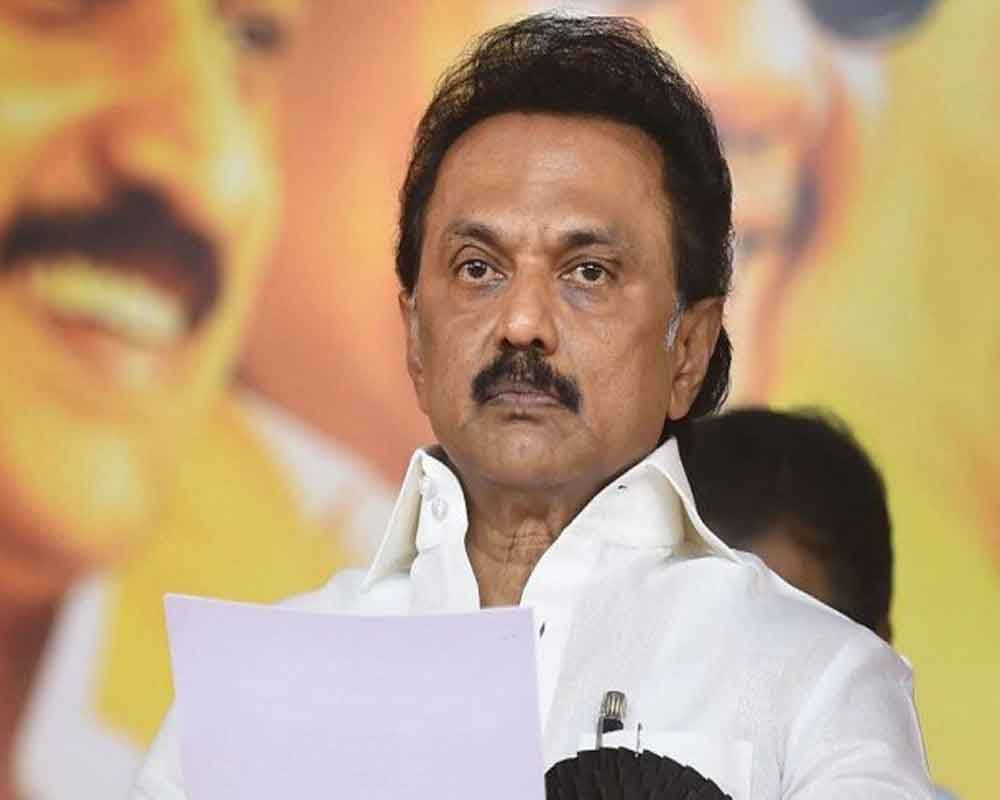 Cong, DMK bury the hatchet; decide to fix issues internally