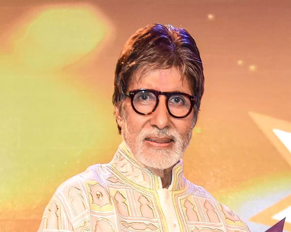 Eternally grateful for love: Amitabh Bachchan on 'Mohabbatein' clocking 20 years