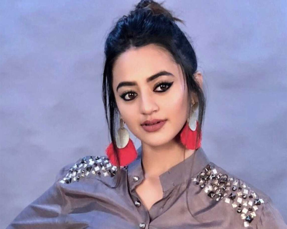 Helly Shah: TV actors don't get fair chance in Bollywood