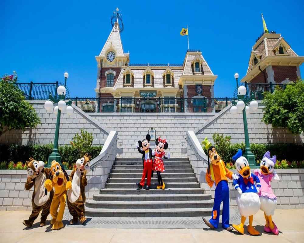 Hong Kong Disney park closes again after new restrictions