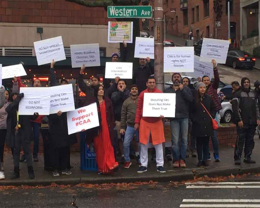 Indian-Americans in Chicago hold rally in support of CAA