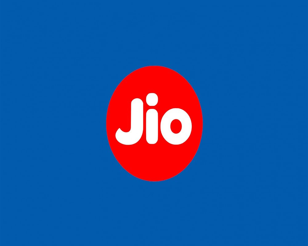 Jio announces free domestic voice calls from Jan 1 as IUC regime ends