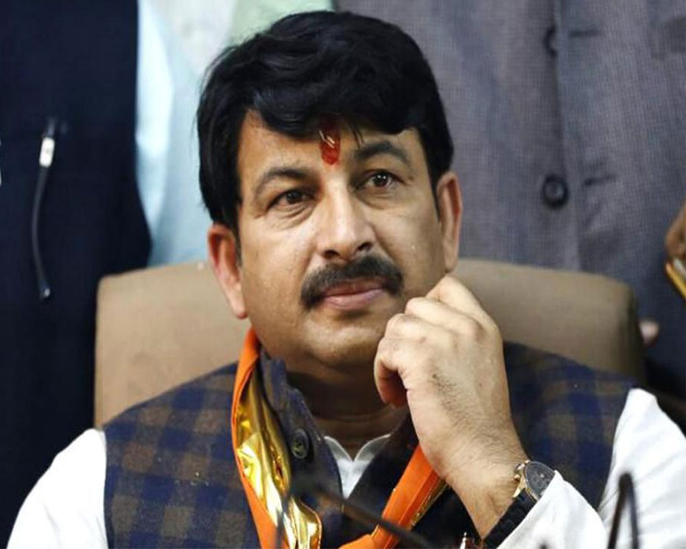 Manoj Tiwari urges Thackeray to register FIR in Sushant case