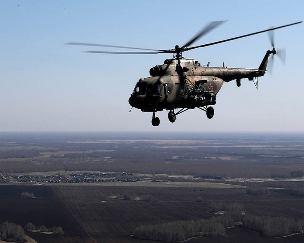 Military helicopter crash-lands in Russia, kills 4 on board