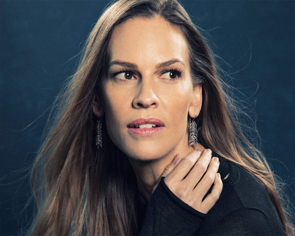 Netflix sets premiere date for Hilary Swank's 'Away'