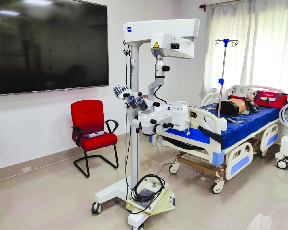 Provision of modernised medical equipments in KG Hospital of CLW