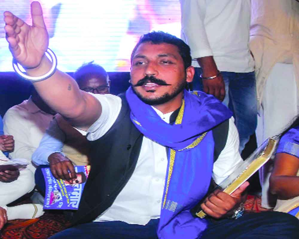 Ravan eyes Dalit vote, launches Azad Samaj