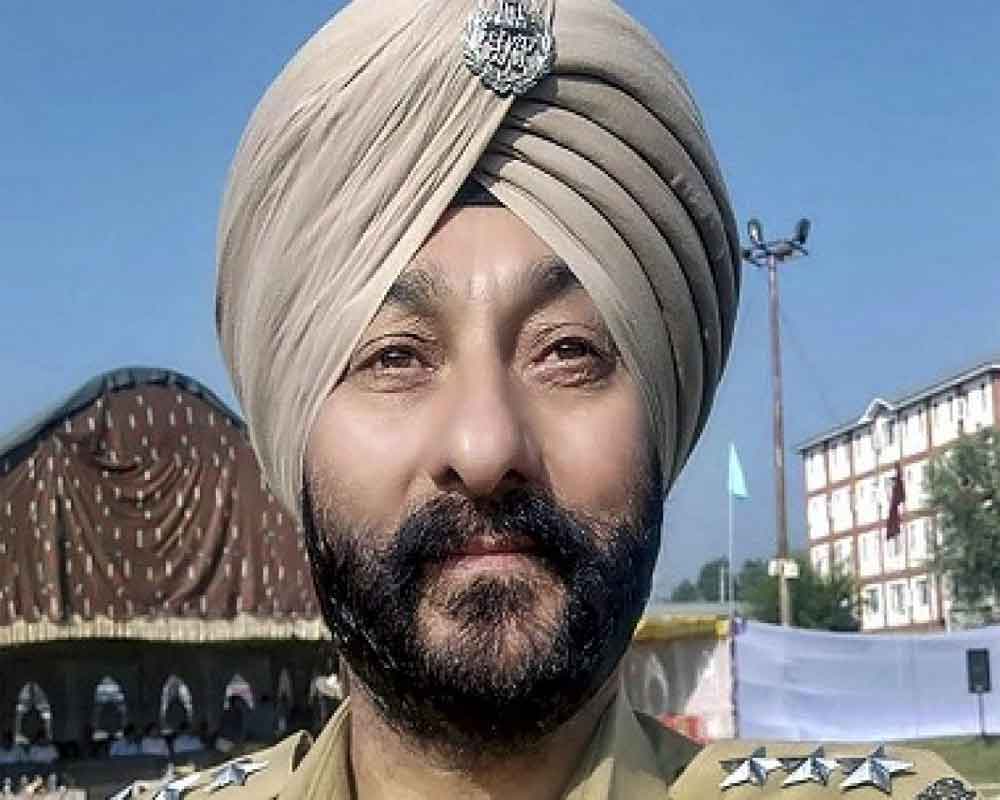 Suspended DSP Davinder Singh, four others sent to different jails in J-K