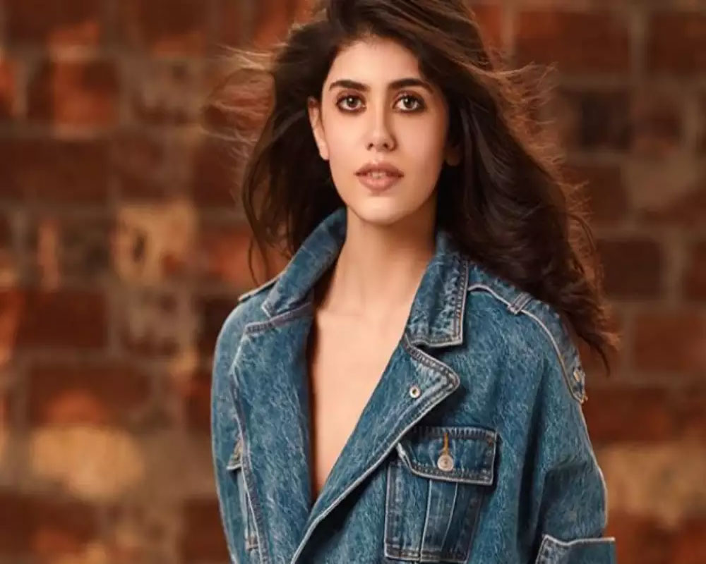 The Fault In Our Stars author John Green praises Sanjana Sanghi for Dil Bechara