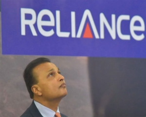 After Facebook, Reliance in talks with other investors to offload more stake