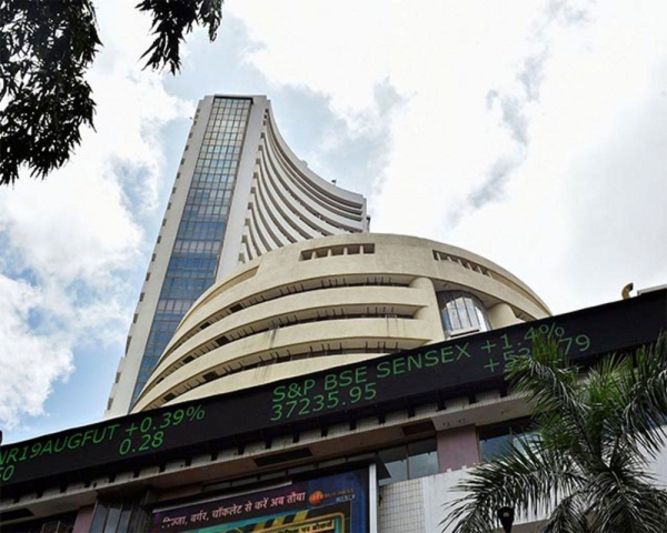 Sensex ends 67 pts lower amid profit-booking