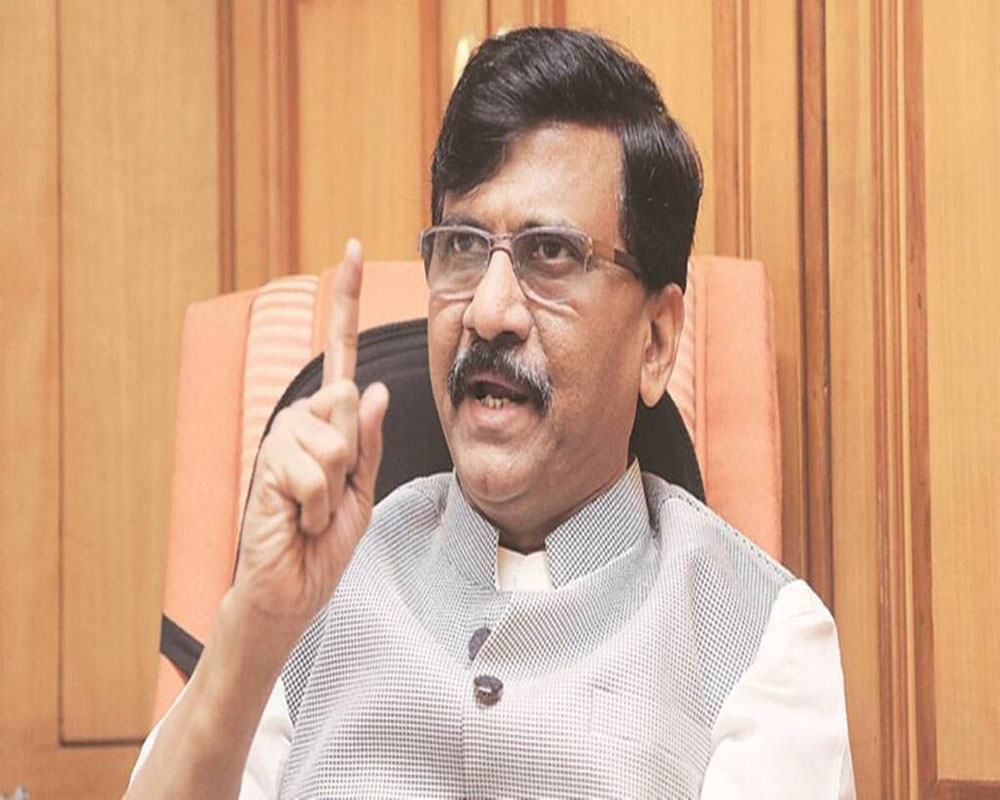 Anil Deshmukh accidental home minister, says Sanjay Raut