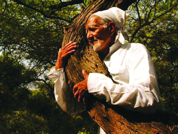 Chipko movement leader Bahuguna dies of Covid-19