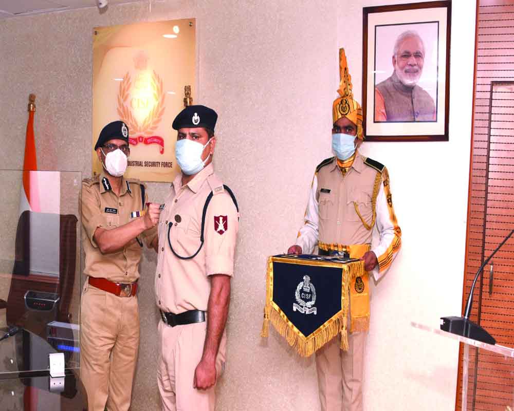 CISF organises promotion-cum-pipping ceremony