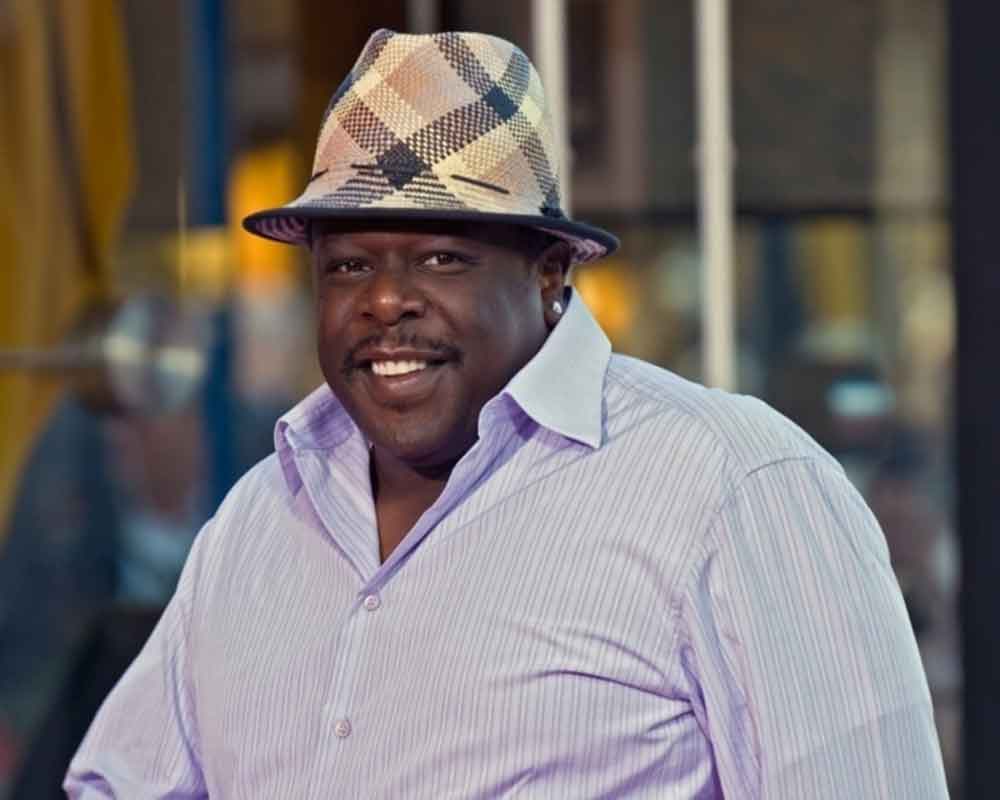 Emmy Awards return with live audience, Cedric the Entertainer to host