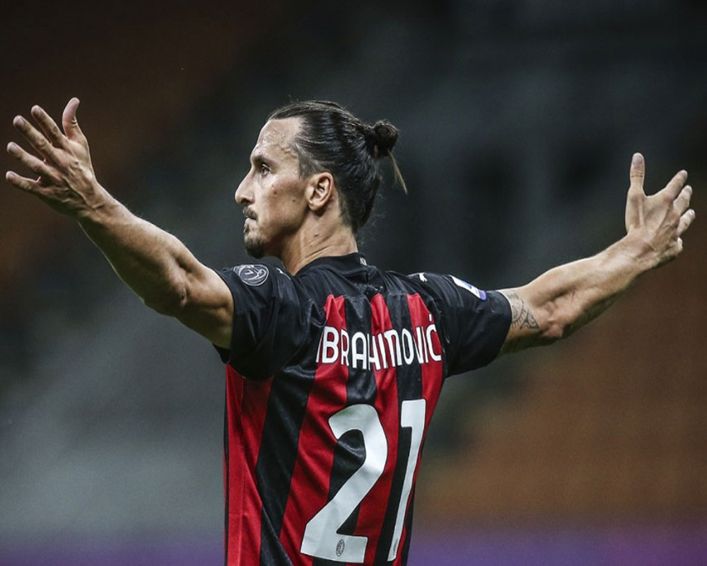 Ibrahimovic to keep playing with AC Milan when he's 40