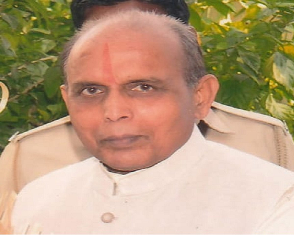 Maha: Former Nanded MP Khatgaonkar quits BJP, joins Congress