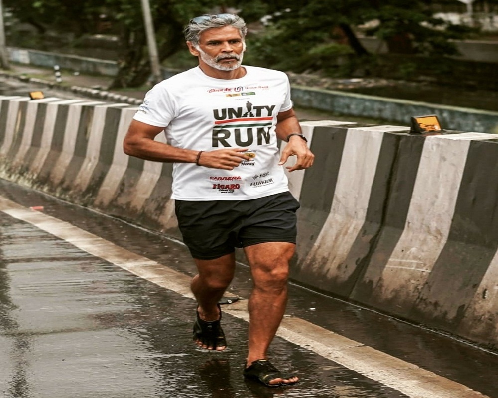 Milind Soman finishes 8-day barefoot run at Statue of Unity