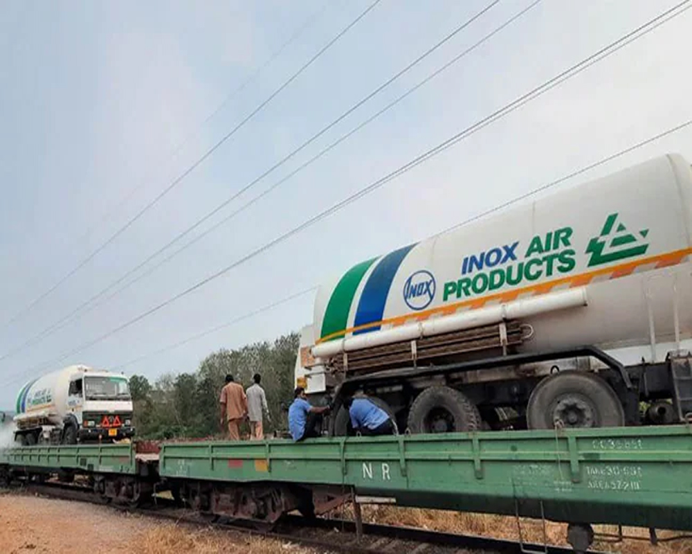 Oxygen Express train carrying 3 tankers of liquid medical oxygen reaches UP