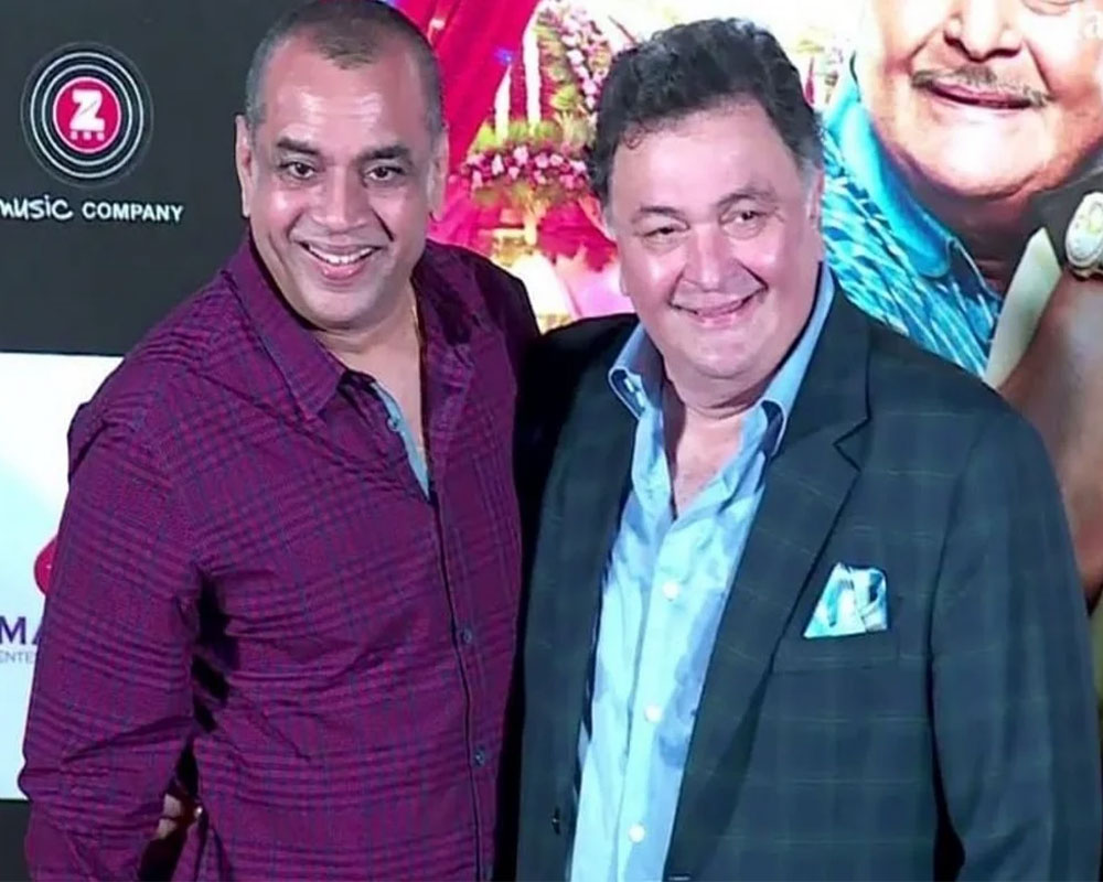 Paresh Rawal to complete shoot for Rishi Kapoor's last film 'Sharmaji Namkeen'