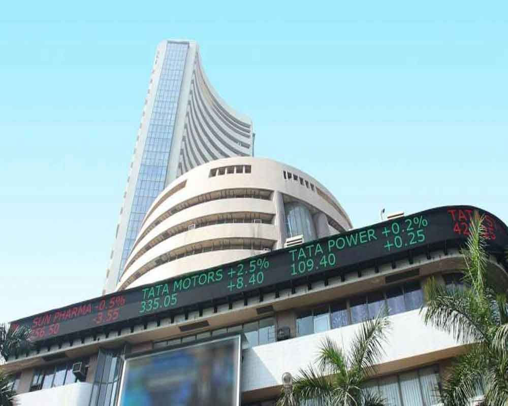 Sensex Nifty Settle Lower After See Saw Trade Banking It Stocks Drag 