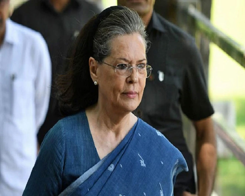 Sonia says govt shown shocking insensitivity on farmers' issue, terms ...