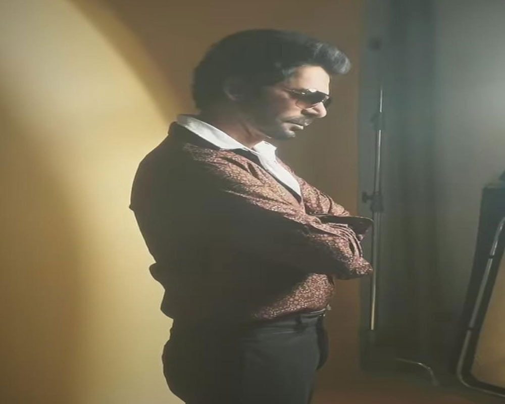 Sunil Grover looks dapper in latest video post