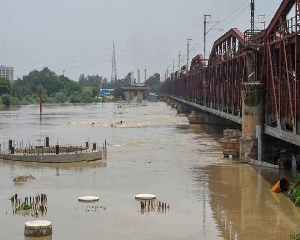 Yamuna River Breaches Danger Mark Alert Issued 6758