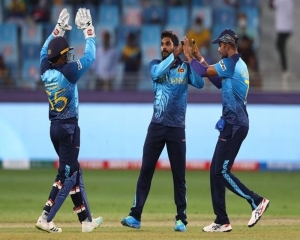 Sri Lanka win toss, to bowl against England