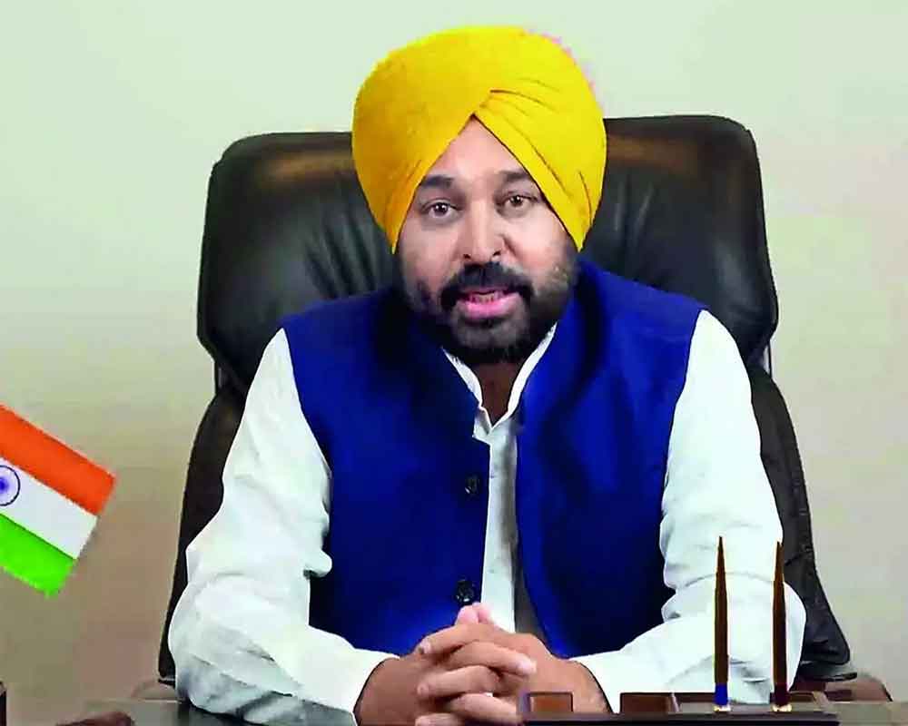 bjp-offered-mlas-rs-25-crore-to-topple-punjab-govt-claims-aap