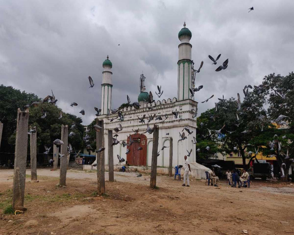 Ganesh Chaturthi at Idgah Maidan in Bengaluru : CJI U U Lalit refers case to 3 judge bench