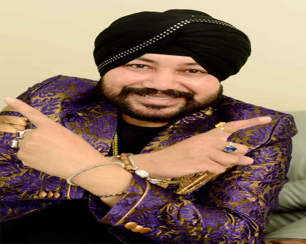 Singer Daler Mehendi sent to jail for 2 years, Found guilty in human  trafficking case!