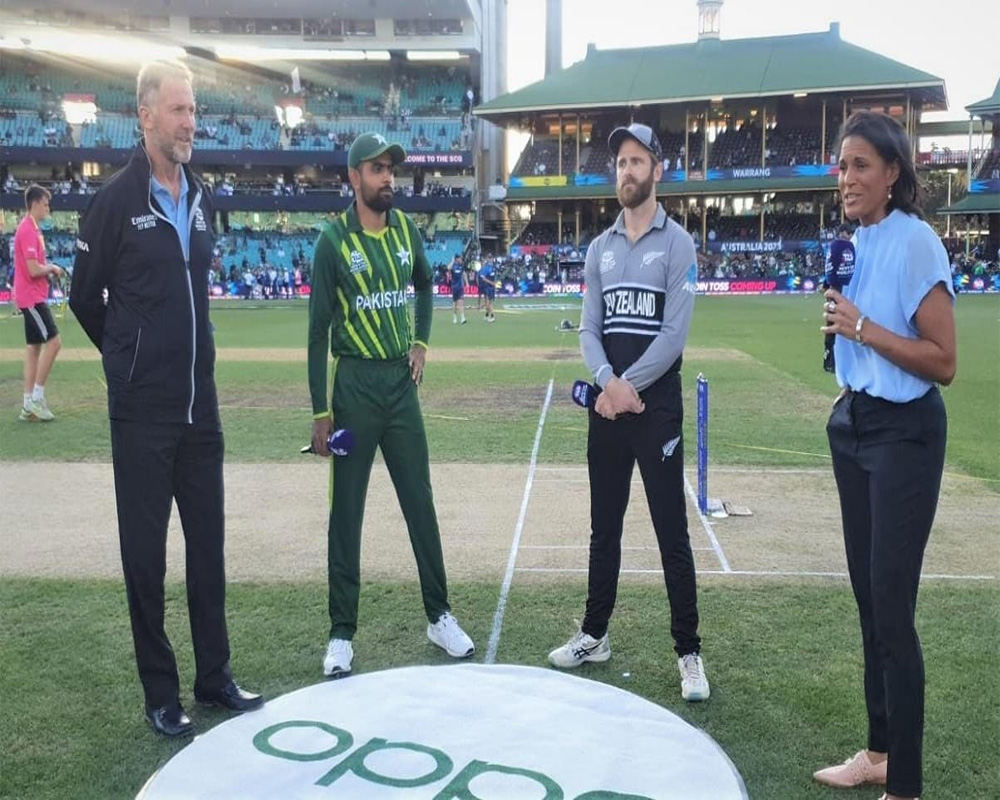 New Zealand opt to bat against Pakistan in first semifinal of T20 World Cup