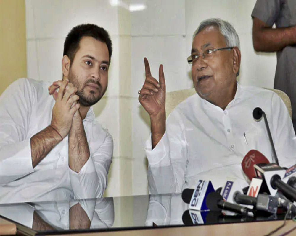 Parallel meetings of JD(U), RJD begin amid soaring political temperatures in Bihar