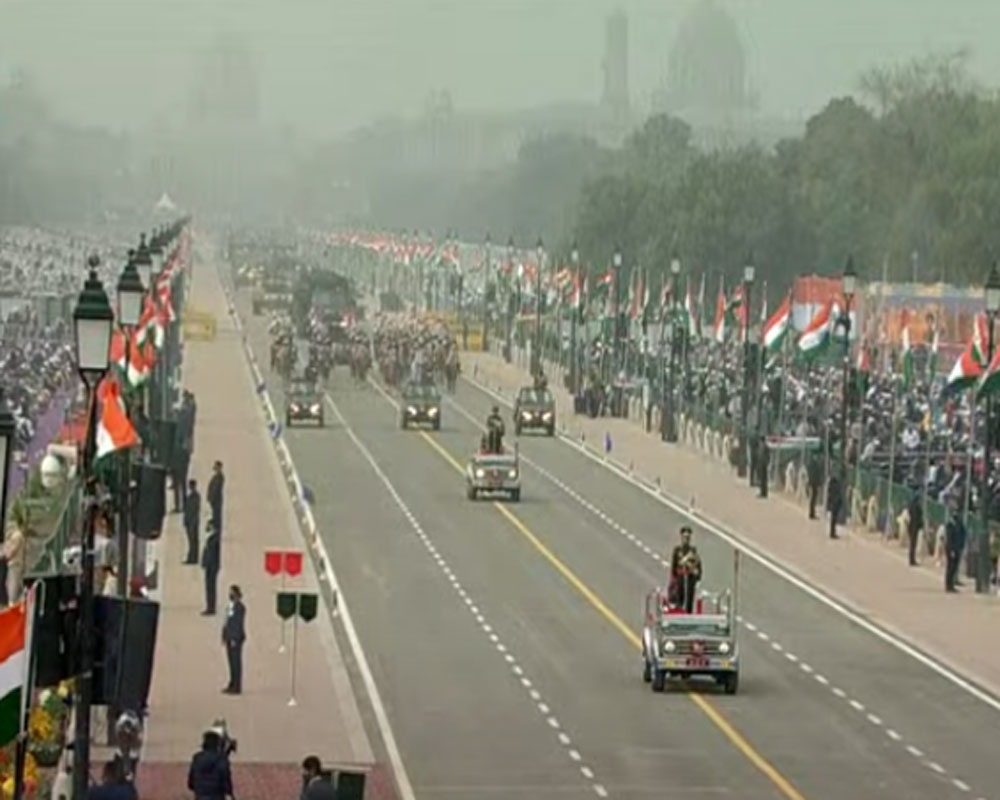 R-Day march past begins with Param Vir Chakra, Ashok Chakra gallantry award winners