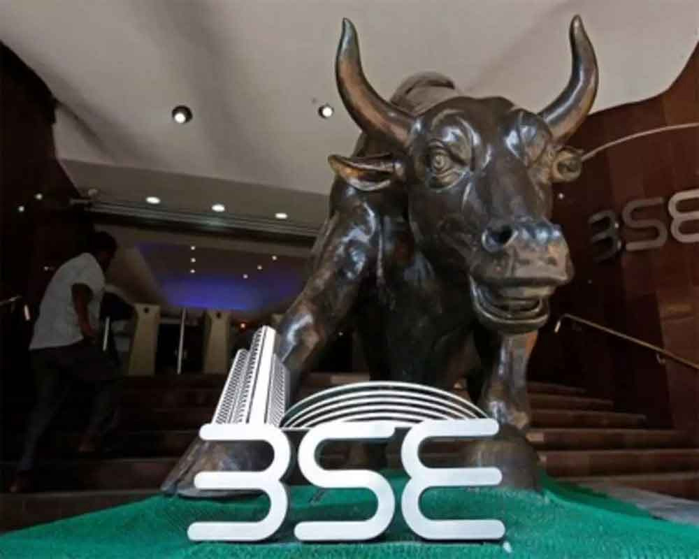 Sensex spurts 389 pts, Nifty up 135 pts as oil, metal stocks recover