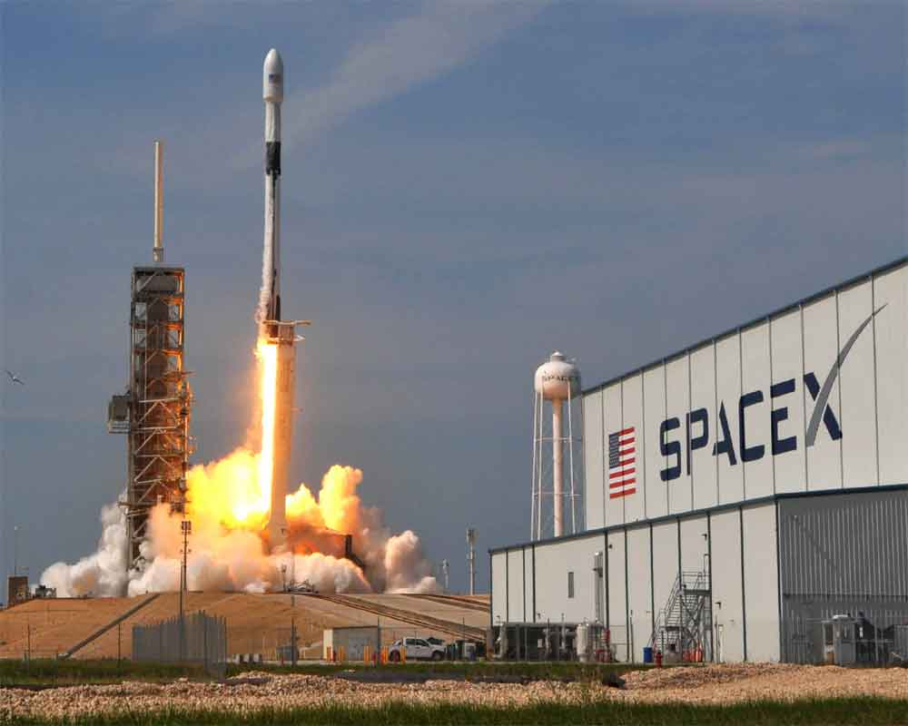 SpaceX launches 51 more Starlink satellites in its 40th mission