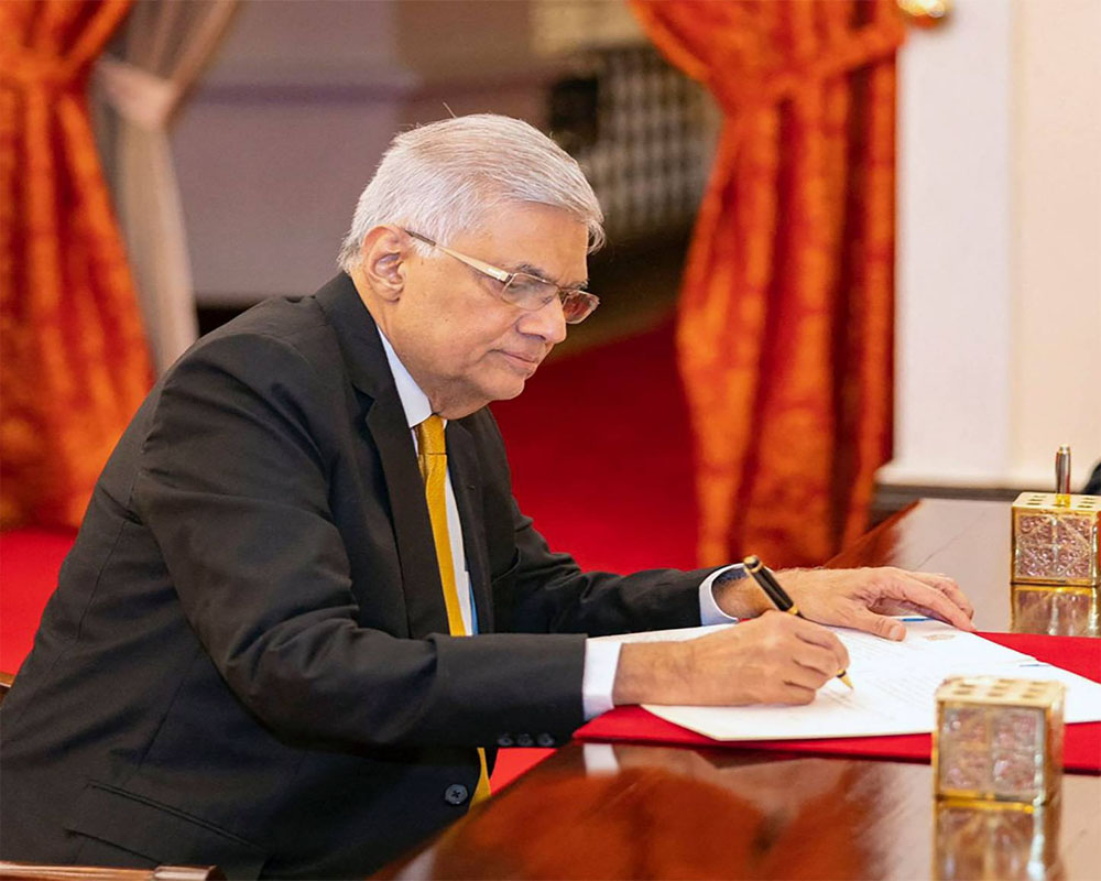 Sri Lankan lawmakers elect Ranil Wickremesinghe as new president