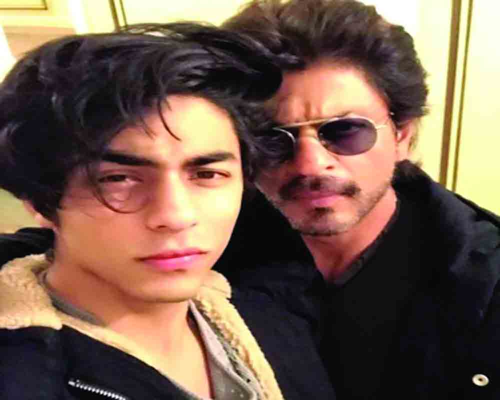 Srk Wishes Son Aryan For His Debut Project, Says First One Is Always 