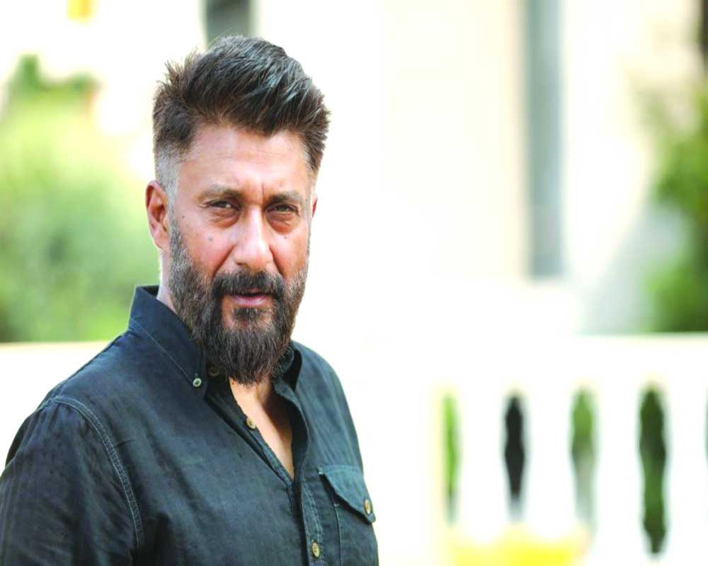 Vivek Agnihotri REACTS to Deepika Padukone presenting at the Oscars 2023