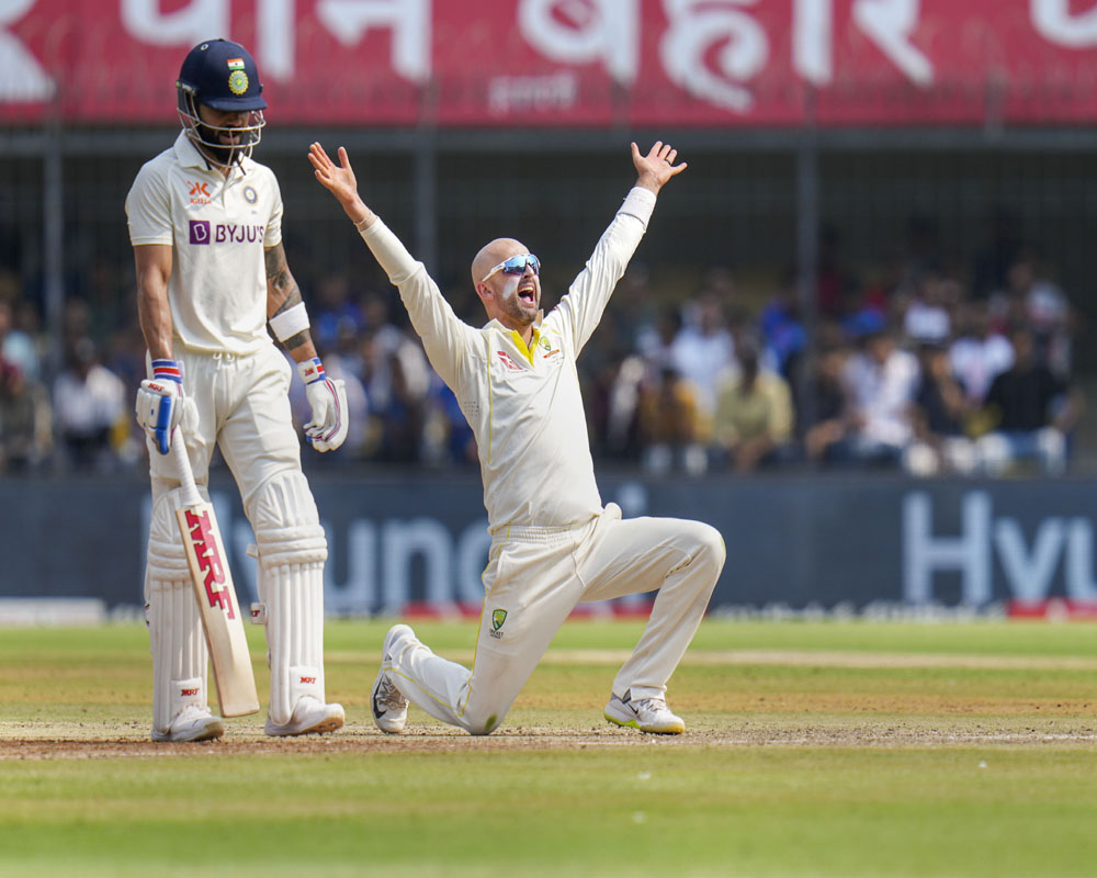 Australia reduce India to 84/7 at lunch