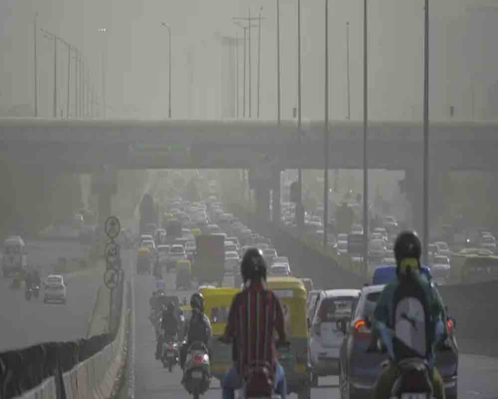 Delhi records minimum temperature of 15.8 deg C